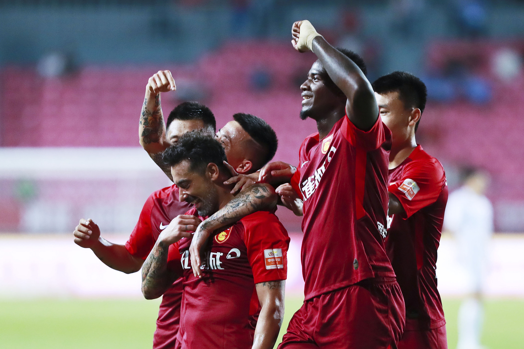 青睐有加的 青睐有加的