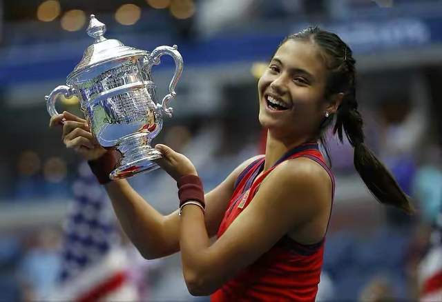 的不当举动 的不当举动